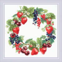 Riolis 2323 Wreath with Berries Cross Stitch Kit with Aida fabric