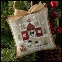 LHN Farmhouse Christmas 1 - Little Red Barn
