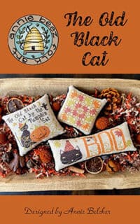 Annie Beez Folk Art - Old Black Cat