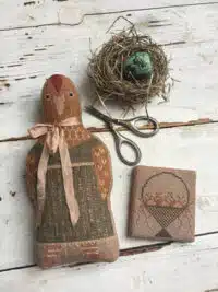 Stacy Nash Primitives- Henrietta - Animal Crackers
