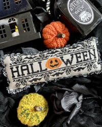 Yasmin's Made With Love - Halloween Pillow