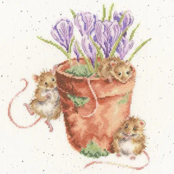 Bothy Threads XHD123 Garden Friends Cross Stitch Kit