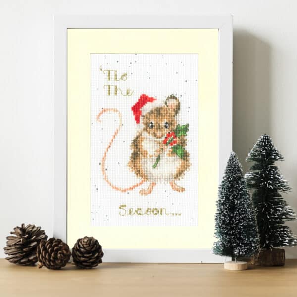 Bothy Threads XMAS56 ‘Tis the Season Cross Stitch Kit