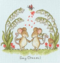 Bothy Threads XSN3 Say Cheese! Cross Stitch Kit