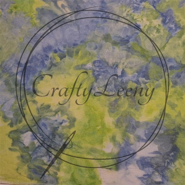 Crafty Leeny 32 Count Evenweave 20 x 22 inches Oceania