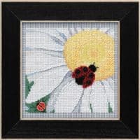Mill Hill Kit Ladybug on Daisy MH142116